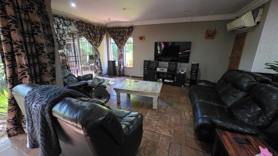 3 Bedroom Property for Sale in Melodie North West